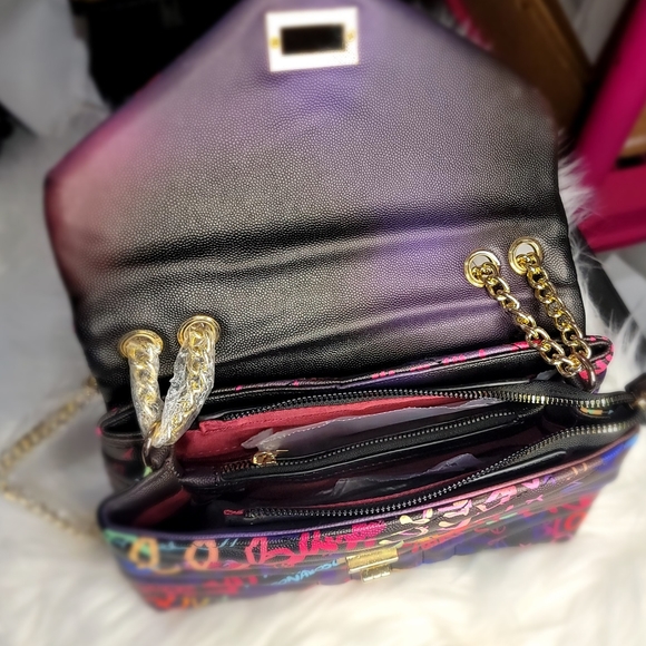 Handbag - Picture 4 of 4